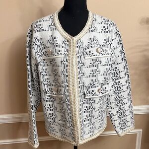 Elegant Black and White Tweed Blazer